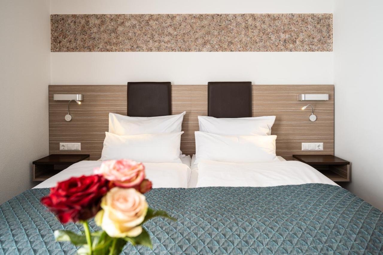 Hotel Drei Rosen Moosburg an der Isar Eksteriør billede
