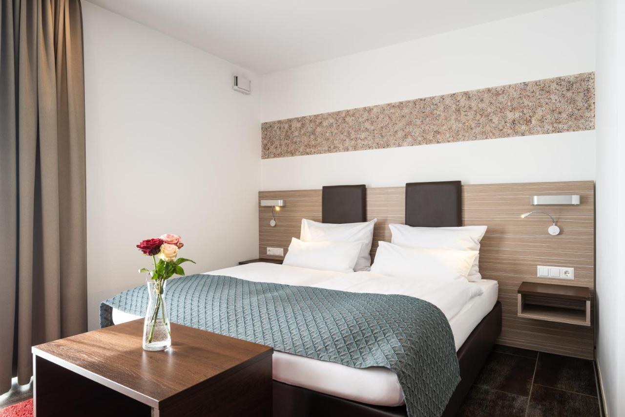 Hotel Drei Rosen Moosburg an der Isar Eksteriør billede